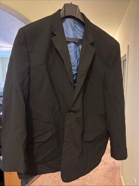 Mens Black Single-Breasted Blazer - Classic Notch Lapel